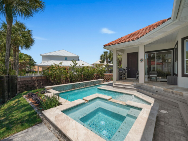 Luxurious Beach House in Destin - Private Pool & Spa